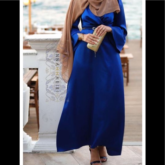 Annah hariri modest long sleeve maxi dress XS-S - Picture 2 of 2